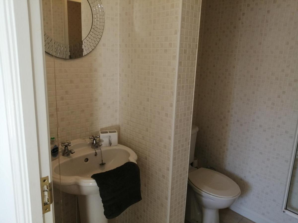 Spacious Townhouse With Sea Views Near Cardiff Barry Dış mekan fotoğraf